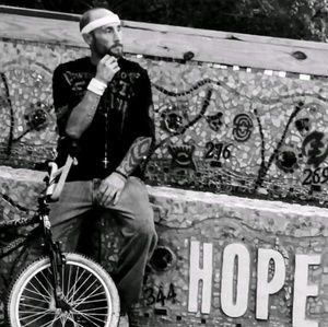 Meet your Posher, Thomas